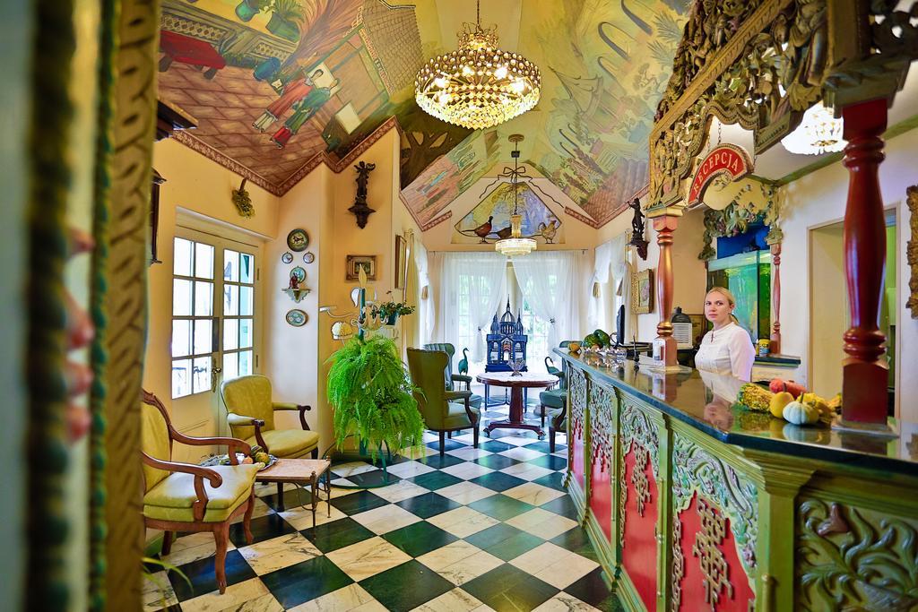 Hotel Garden Болеславец Экстерьер фото